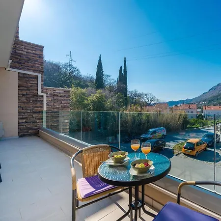 アパート Helikon *